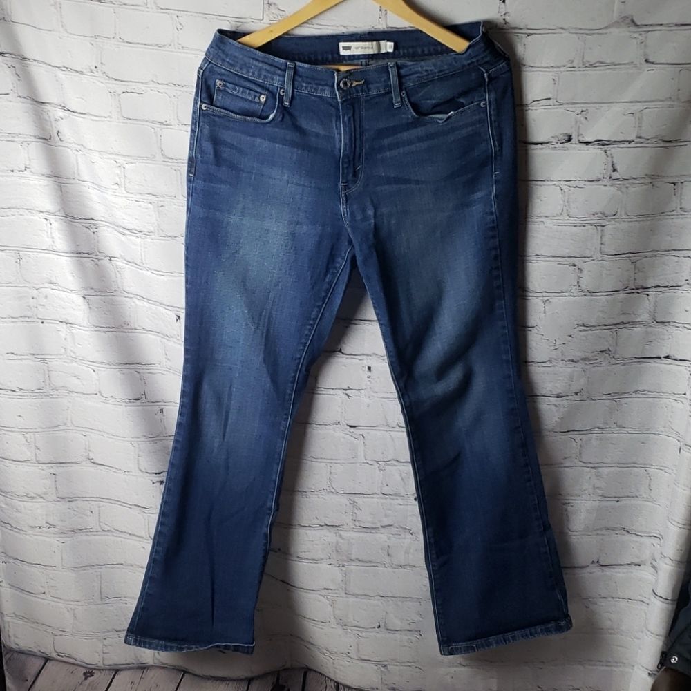 Levi's Bootcut Jeans